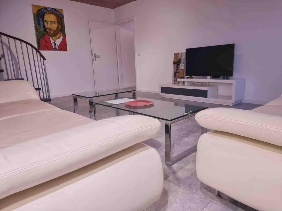 B01 Apartment Between Cologne & Bonn With Nature Access Troisdorf Dış mekan fotoğraf