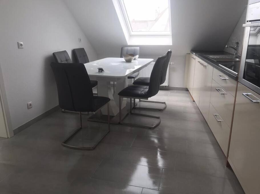 B01 Apartment Between Cologne & Bonn With Nature Access Troisdorf Dış mekan fotoğraf